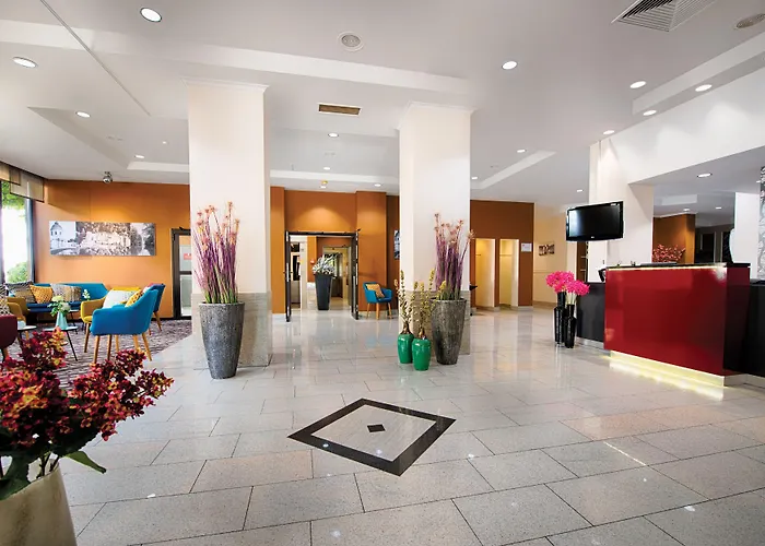 Hotel Leonardo Center 4*