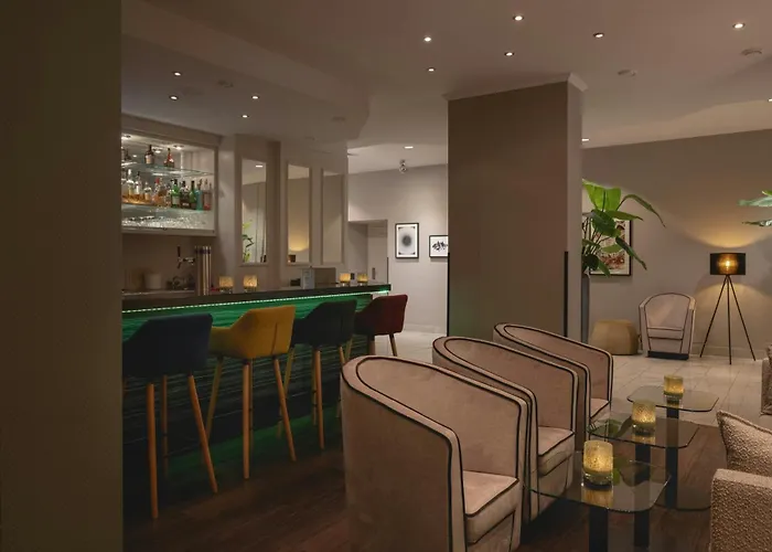 Hotel Leonardo Center 4*