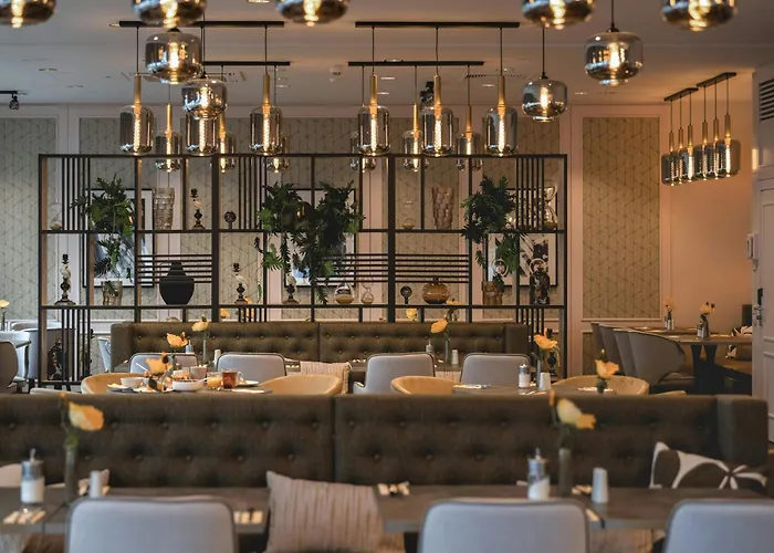 Hotel Leonardo Center