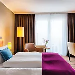 Leonardo Center 4*
