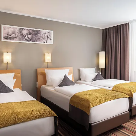 Hotel Leonardo Center 4*