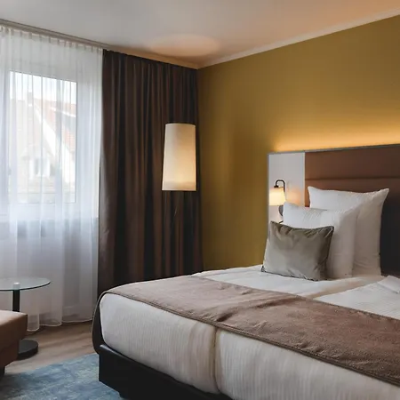 Hotel Leonardo Center 4*