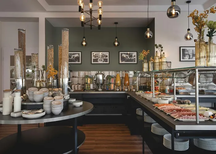 מלון Leonardo Center